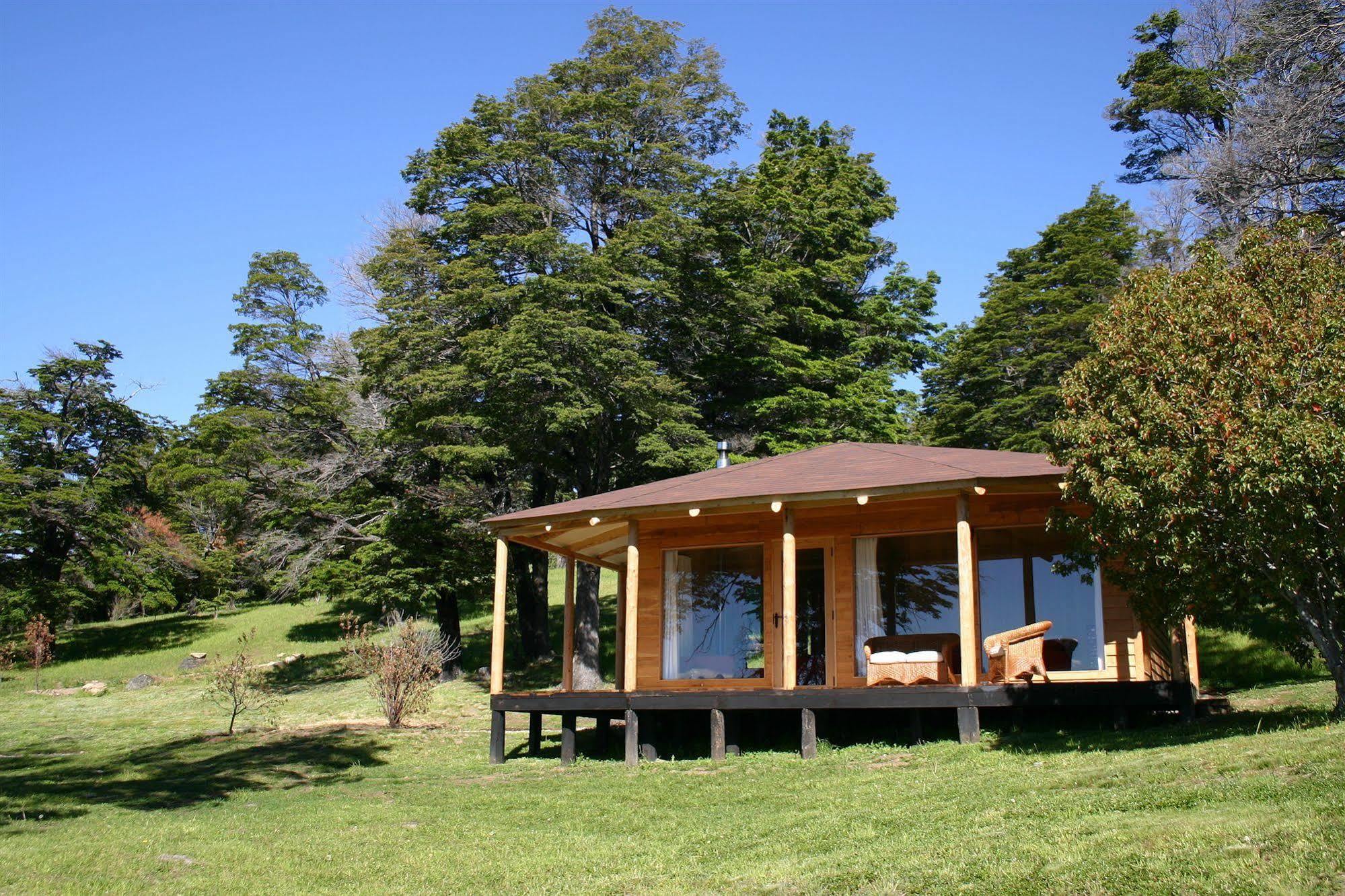 פוארטו גואדאל Lodge El Mirador De Guadal מראה חיצוני תמונה