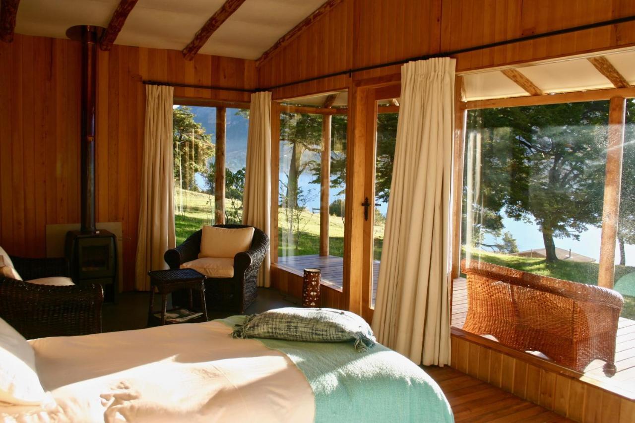 פוארטו גואדאל Lodge El Mirador De Guadal מראה חיצוני תמונה